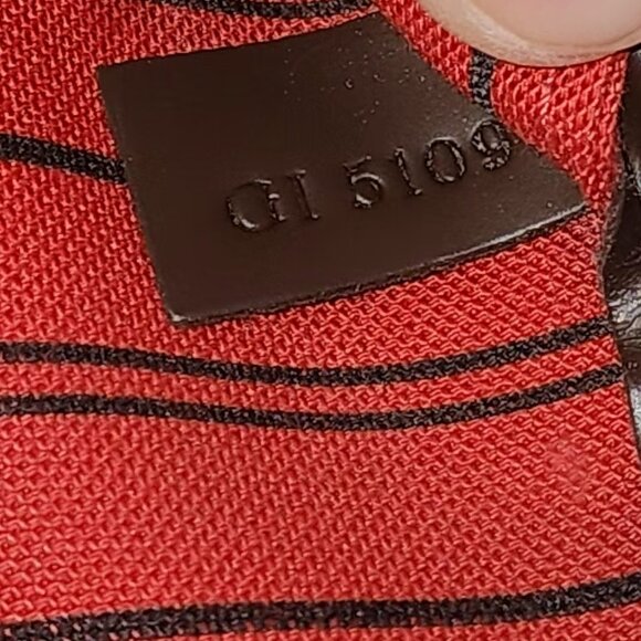 Louis Vuitton Handbags - Louis Vuitton Neverfull Bag